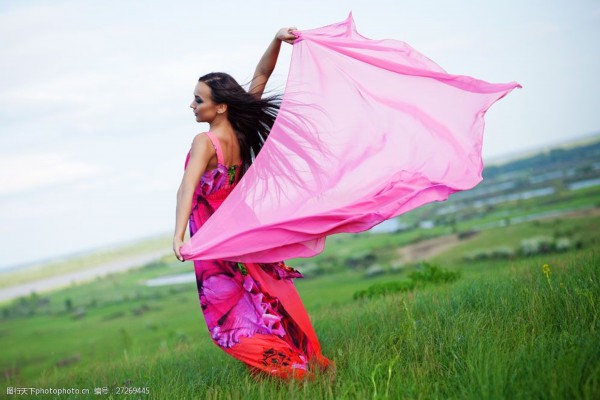 武汉老街早餐茶馆，一口茶香暖晨光